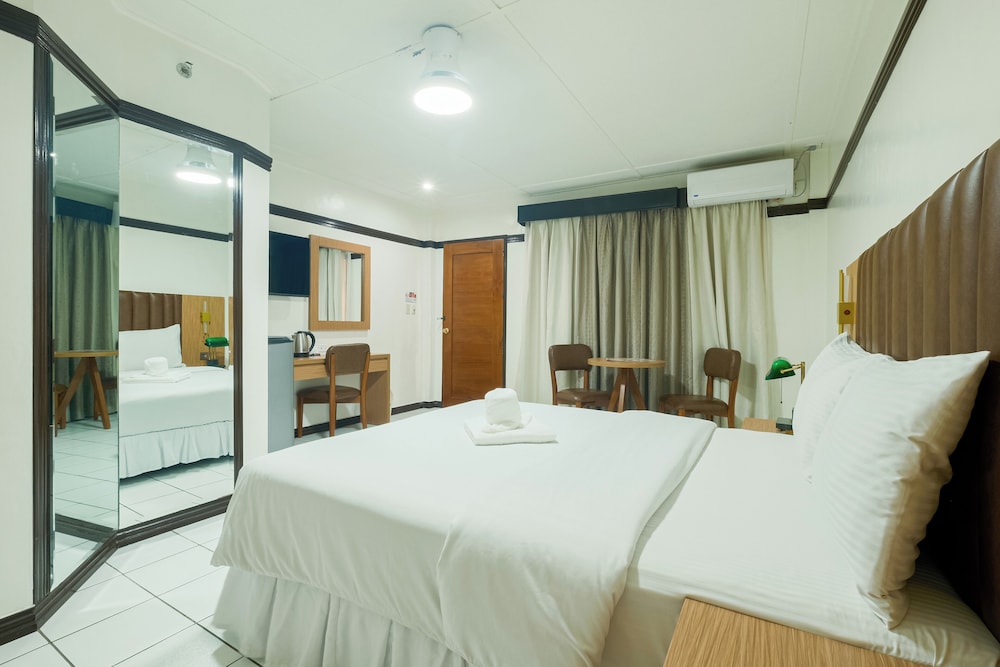 Superior Deluxe Room Jasmine Wing photo 3