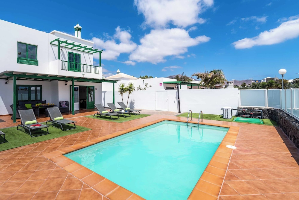 Villa (3 Dormitorios)