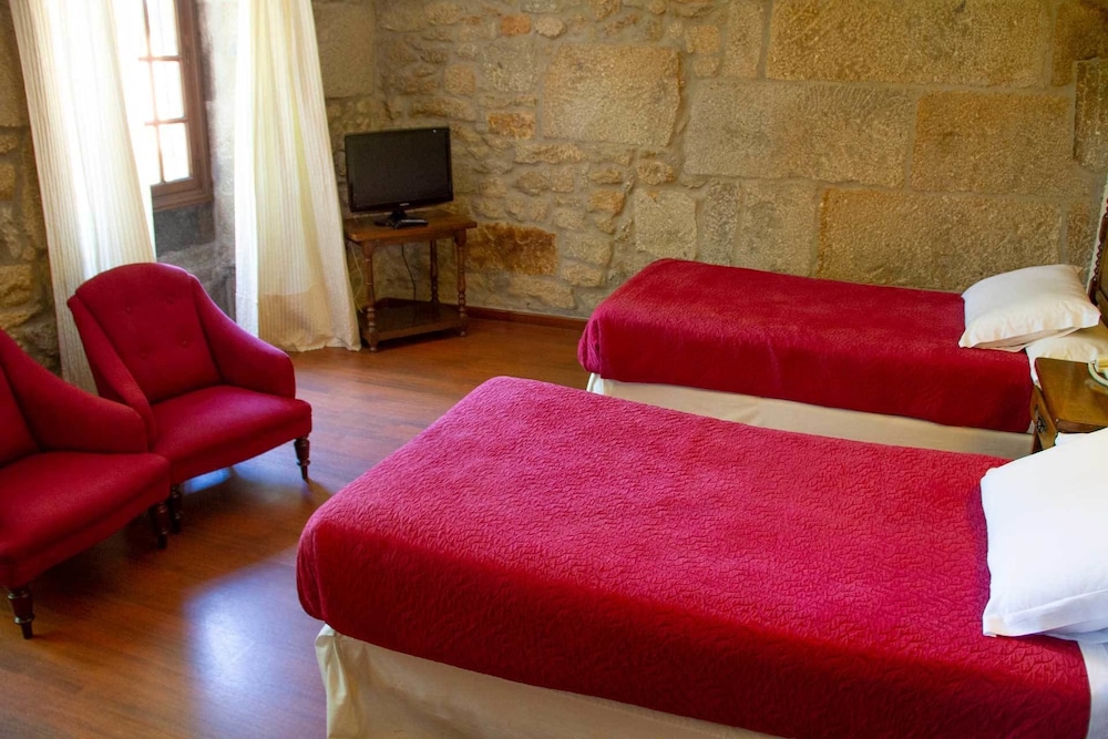 Double Or Twin Room - Photo 10