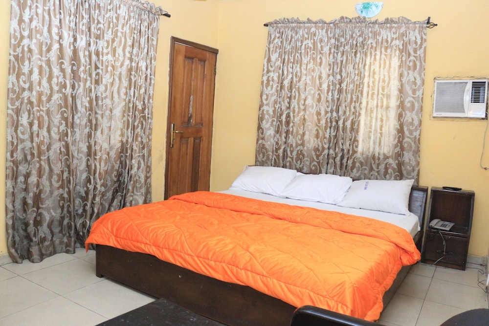 Executive Room, 1 Queen Bed photo 2