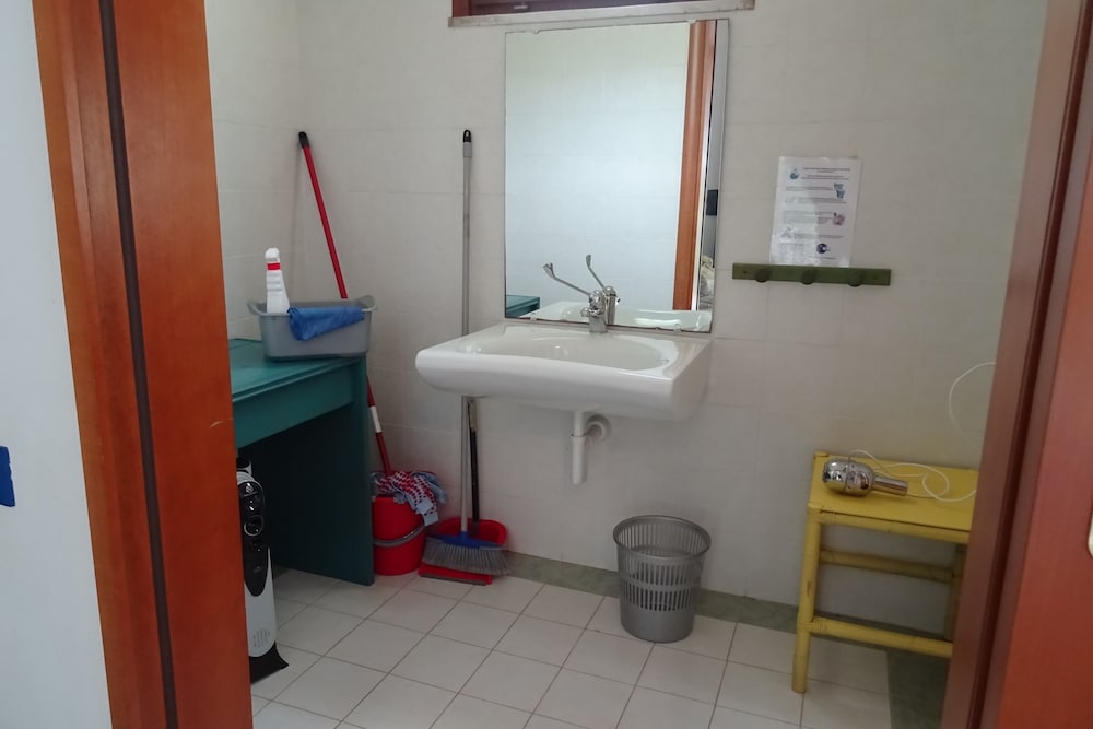 Family Double Or Twin Room, Accessible, Private Bathroom (Viburno 2) photo 2
