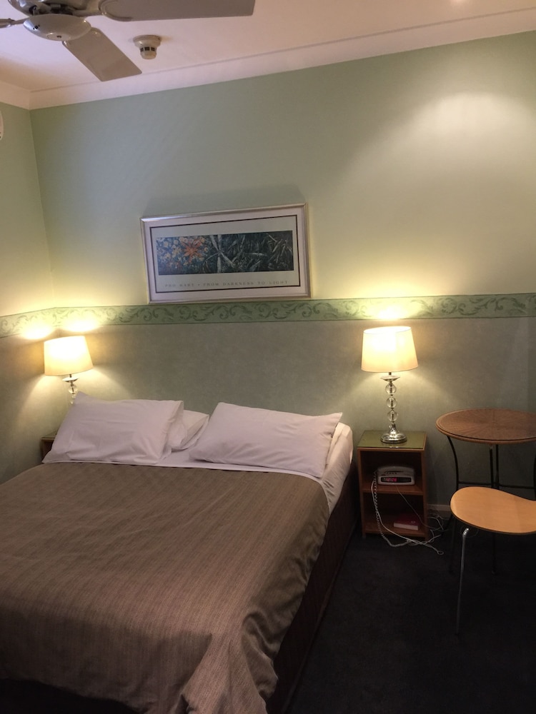 Standard Room photo 1