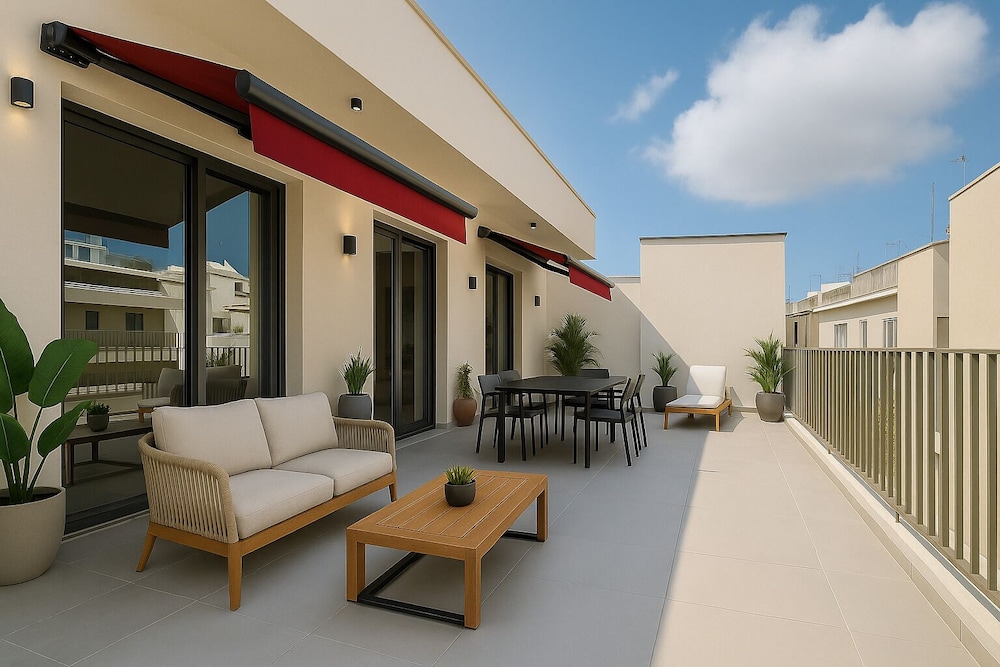 Executive Penthouse, City View