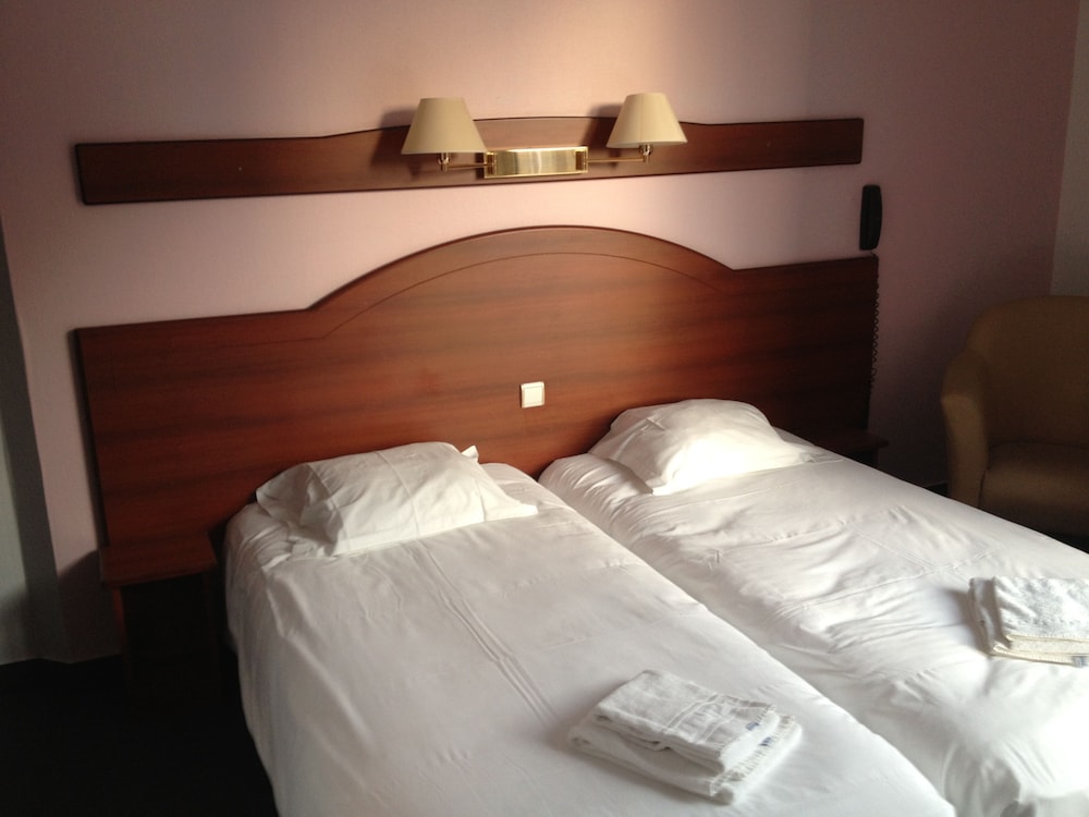Standard Twin Room photo 2