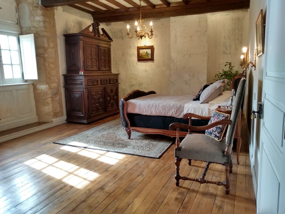 Deluxe Suite (Est) photo 3