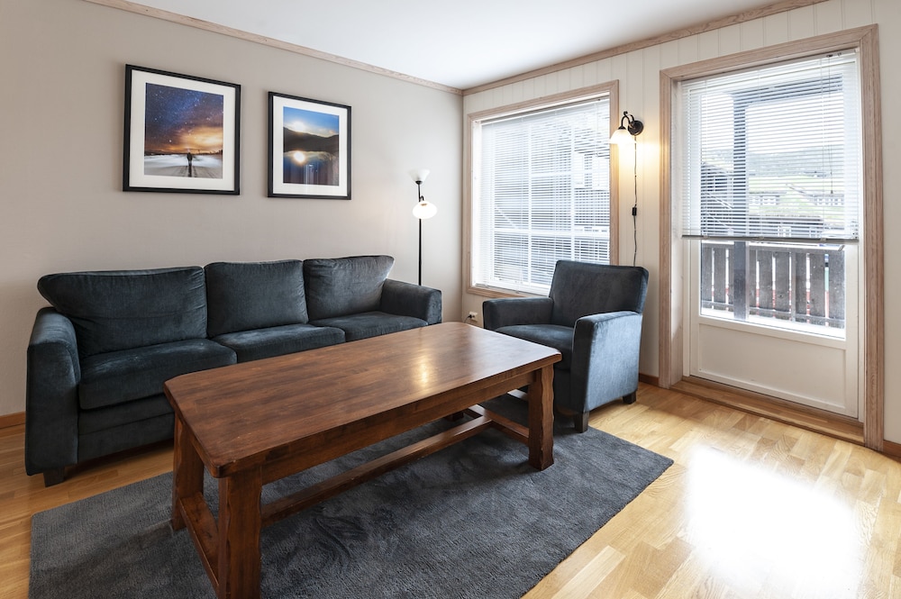 Family Apartment, 2 Bedrooms photo 2