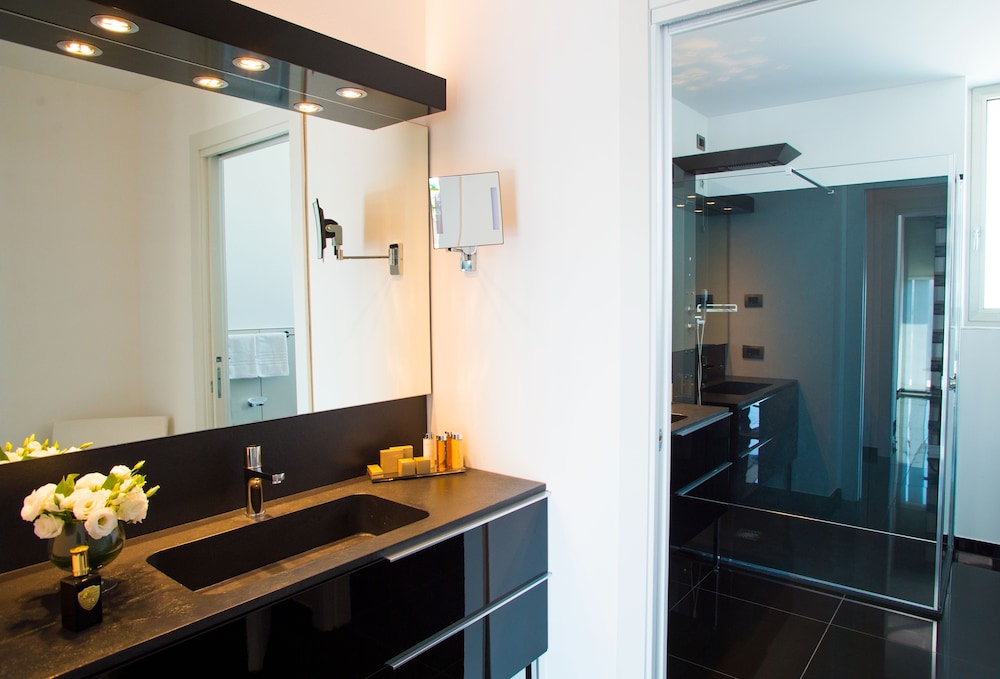 Superior Double Room - Photo 4