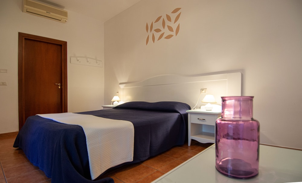 Comfort Double or Twin Room, Garden View photo 2