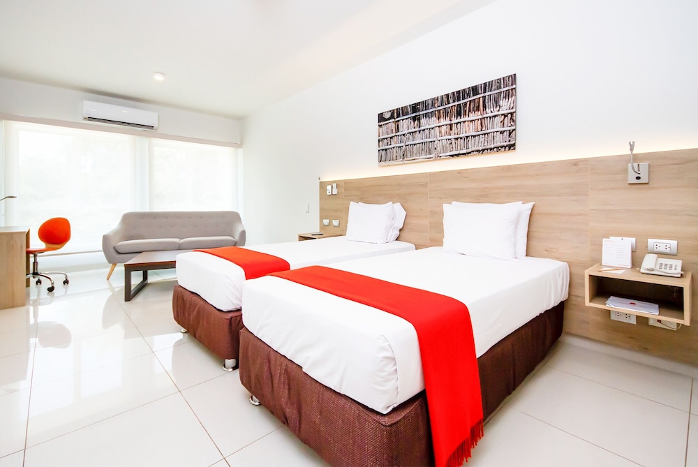 Superior Room, 2 Twin Beds photo 3