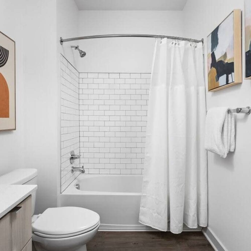 Cozysuites 1BR in Bottleworks Indy Unit 7, Photo 29