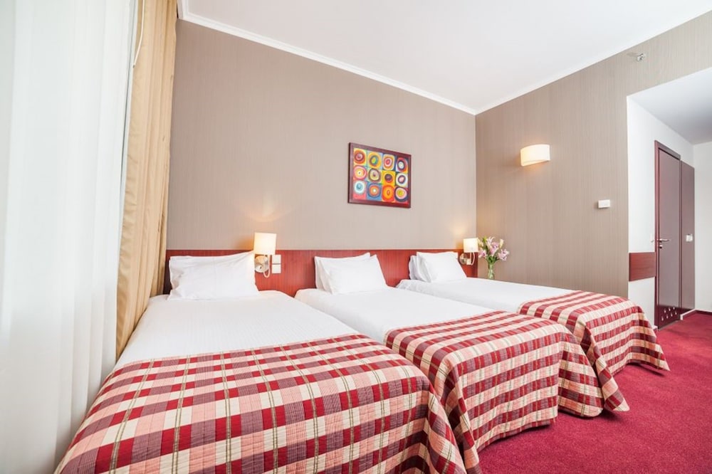 Classic Room, 3 Twin Beds, Non Smoking photo 1
