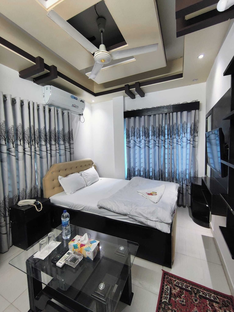 Deluxe Double Room, City View