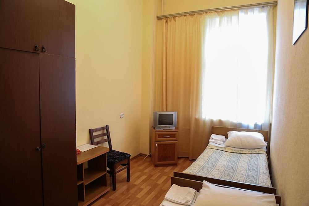 Economy Shared Dormitory photo 2