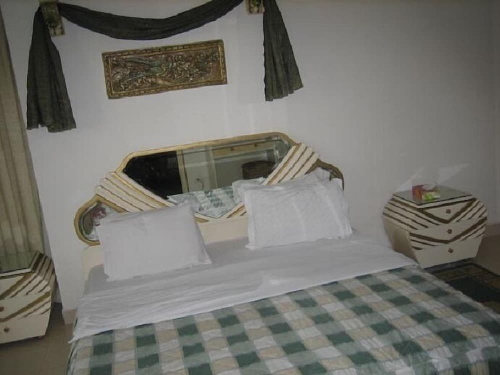 Exclusive Apartment, 3 Bedrooms photo 3