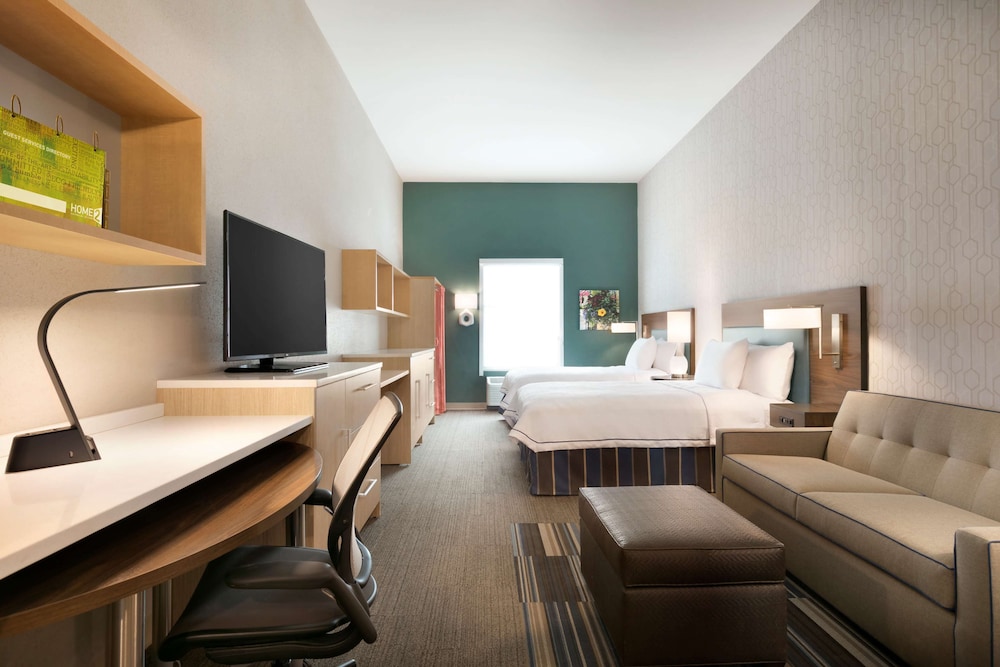 Studio, 2 Queen Beds, Accessible, Bathtub (Mobility & Hearing) photo 3