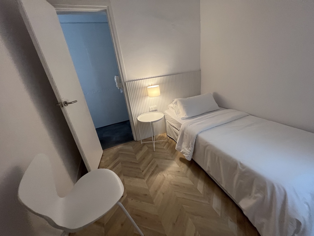 Traditional Room photo 2