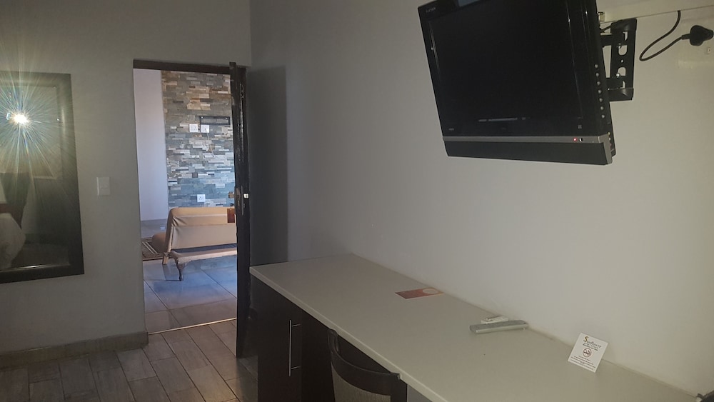 Double Room photo 3