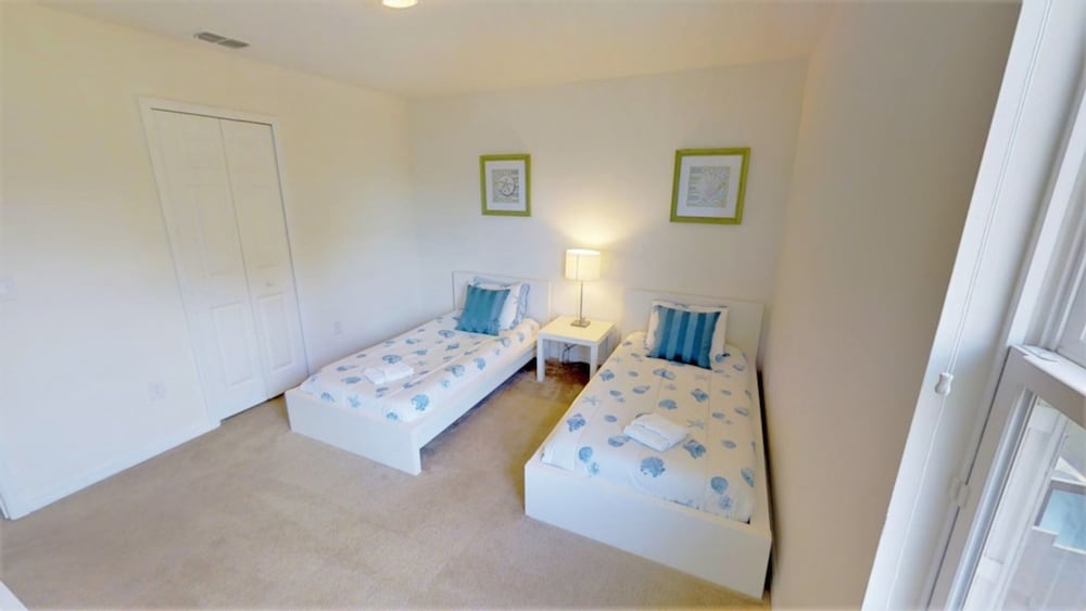 Townhome, 4 Bedrooms