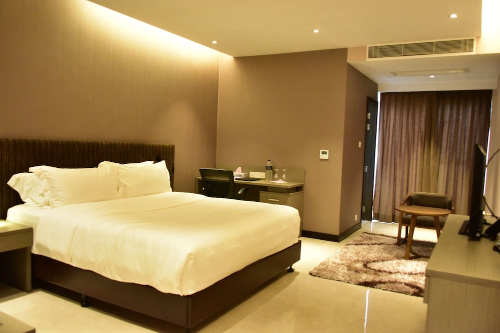 Super Deluxe Suite photo 1