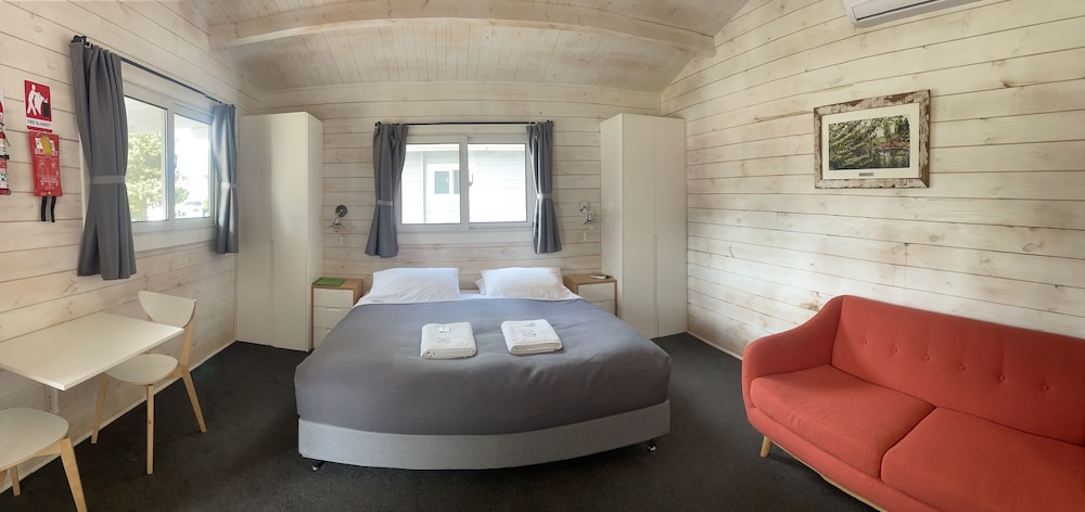 King Studio Cabin photo 2