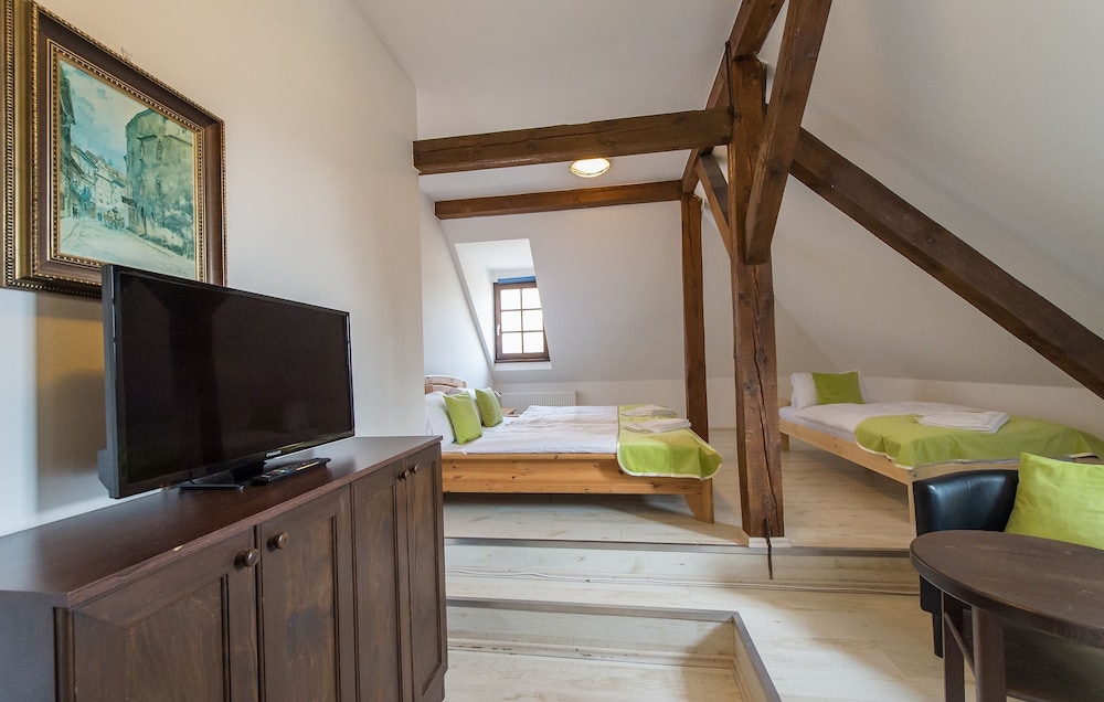 Triple Room - Photo 1