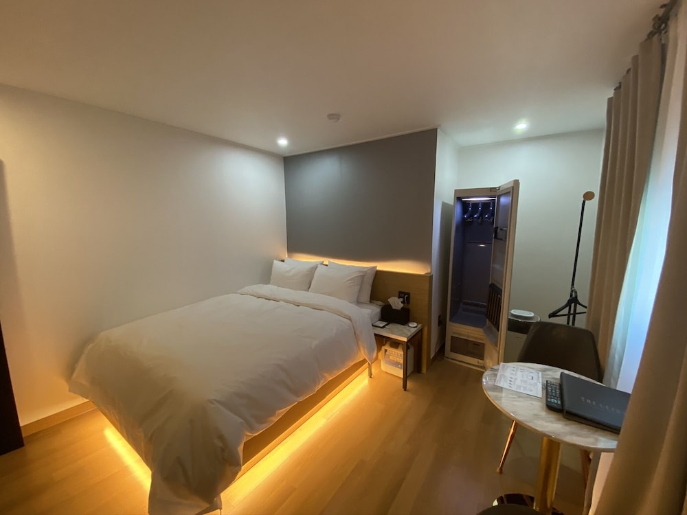 Premium Room - Photo 1