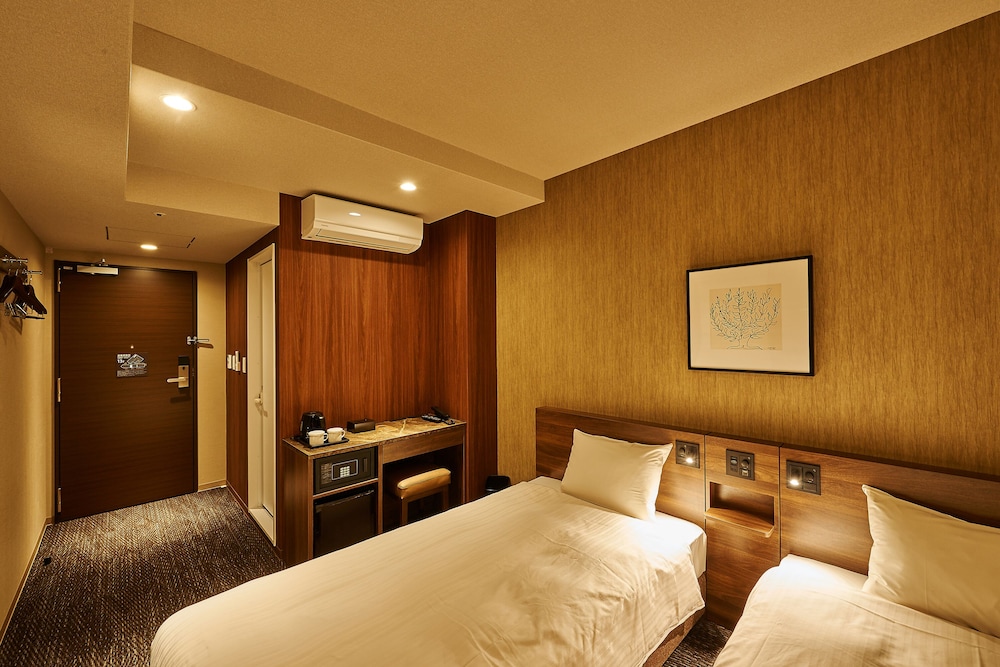 Single Use - Standard Twin Room (No Housekeeping)