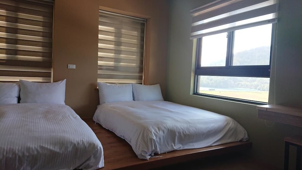 Comfort Quadruple Room, 2 Double Beds photo 3