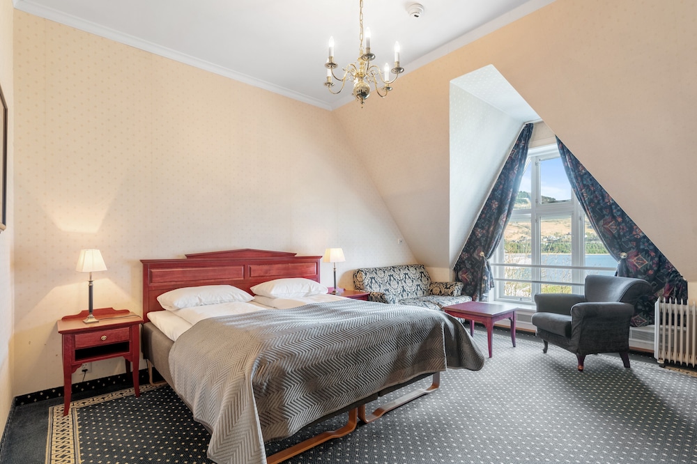 Family Double Room (in Olafsfløyen)