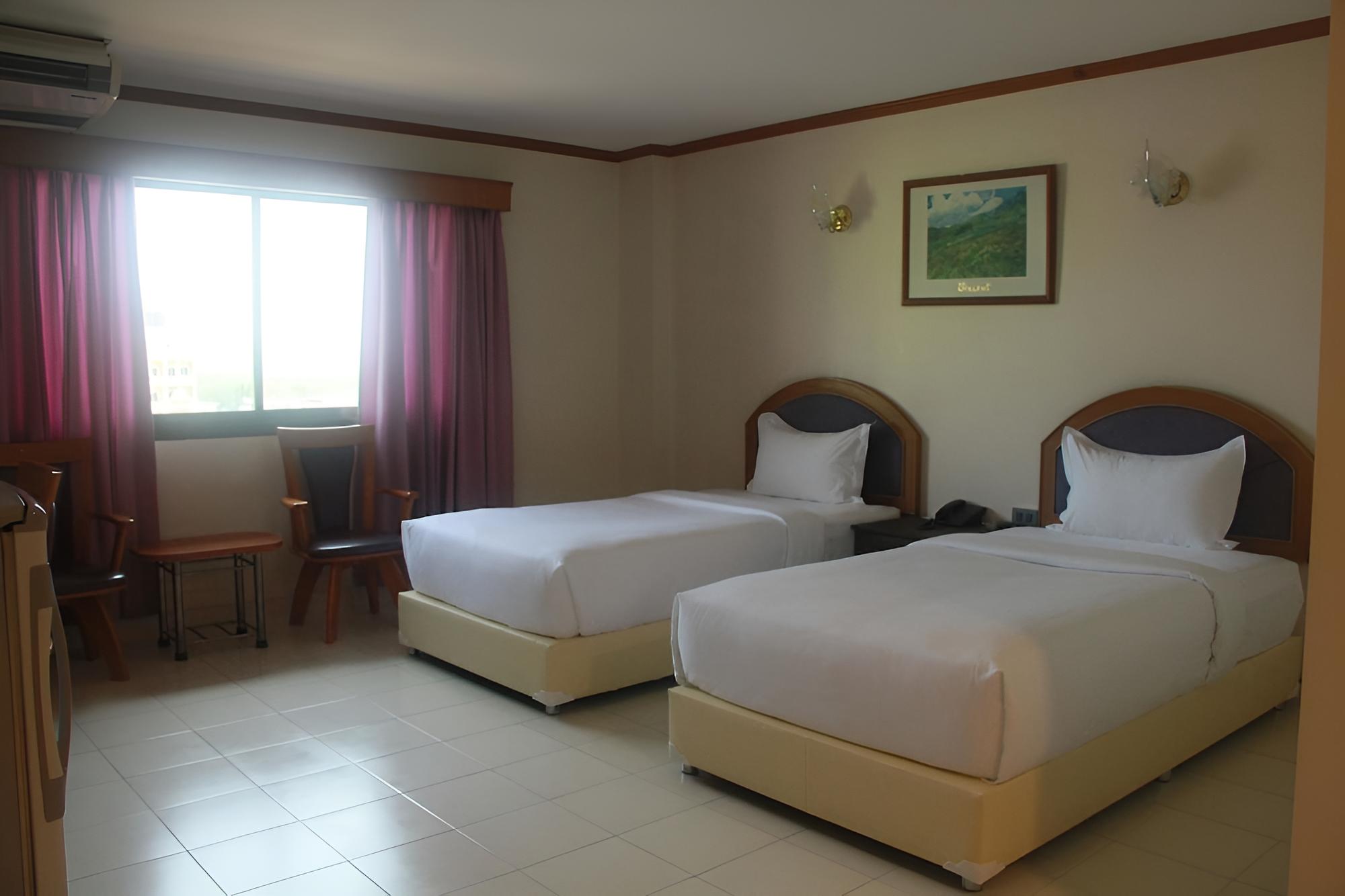 Standard Room, 2 Twin Beds photo 1