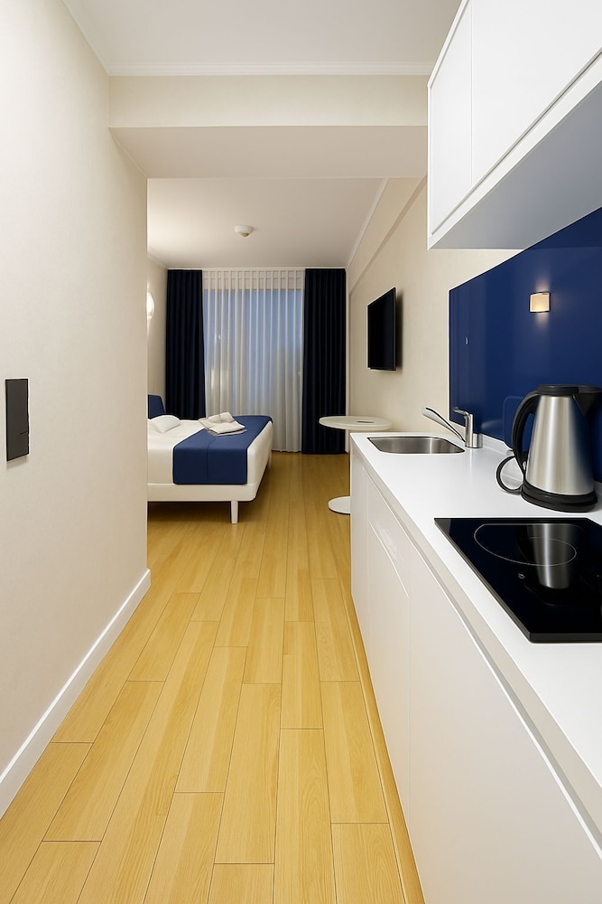 Superior Suite, Sea View - Photo 7