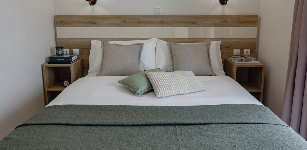 Superior Apartment, 1 Queen Bed, City View (Second Floor, Zilean D5) photo 1