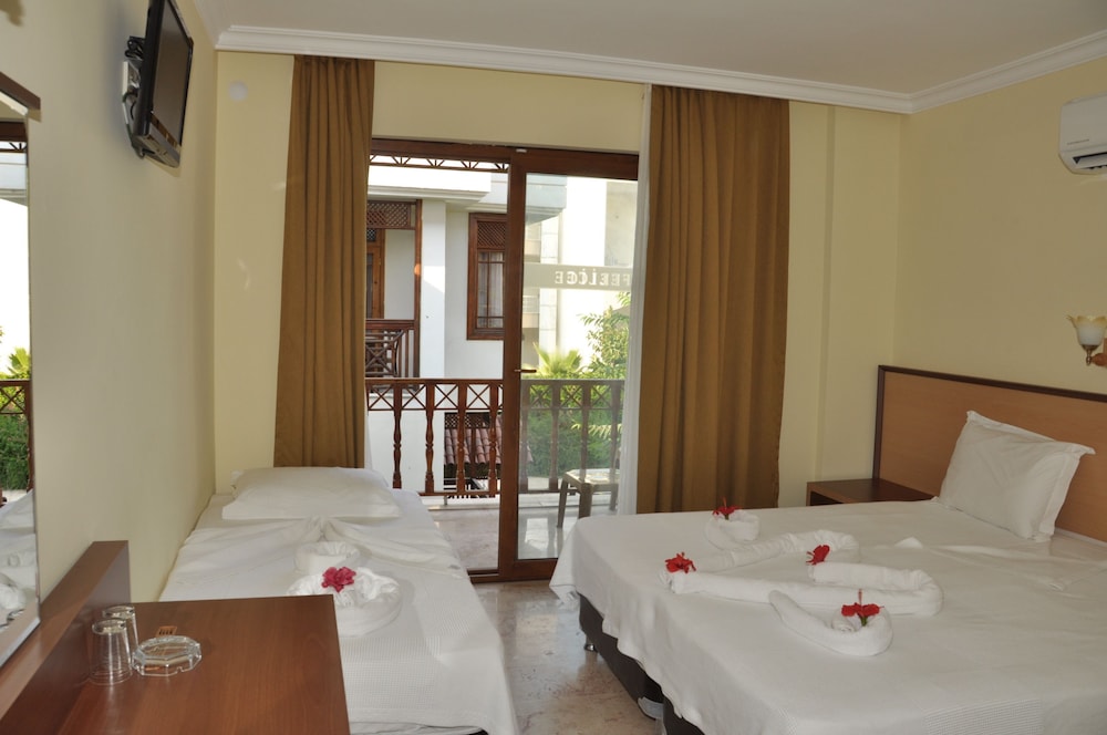 Standard Triple Room photo 1