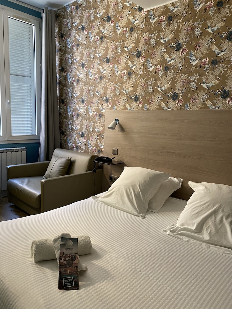 Triple Room - Photo 2