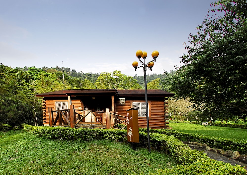 Signature Cabin (2PAX) photo 1