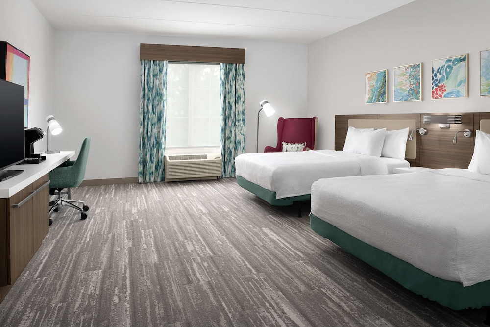 Room, 2 Queen Beds, Accessible, Bathtub - Photo 6