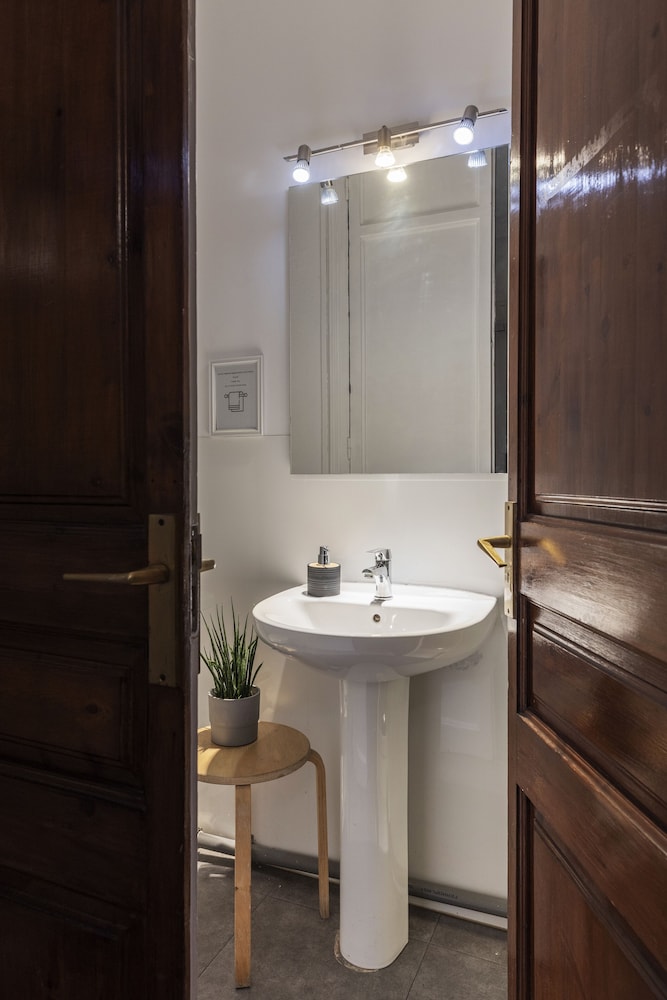 Double Room, Shared Bathroom photo 2
