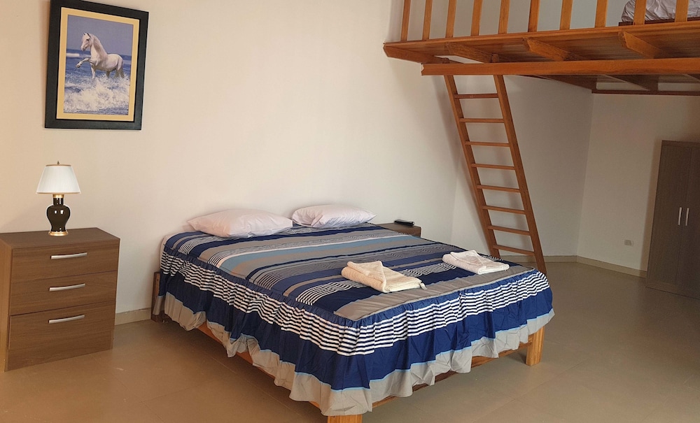 Triple Room, Ocean View photo 2