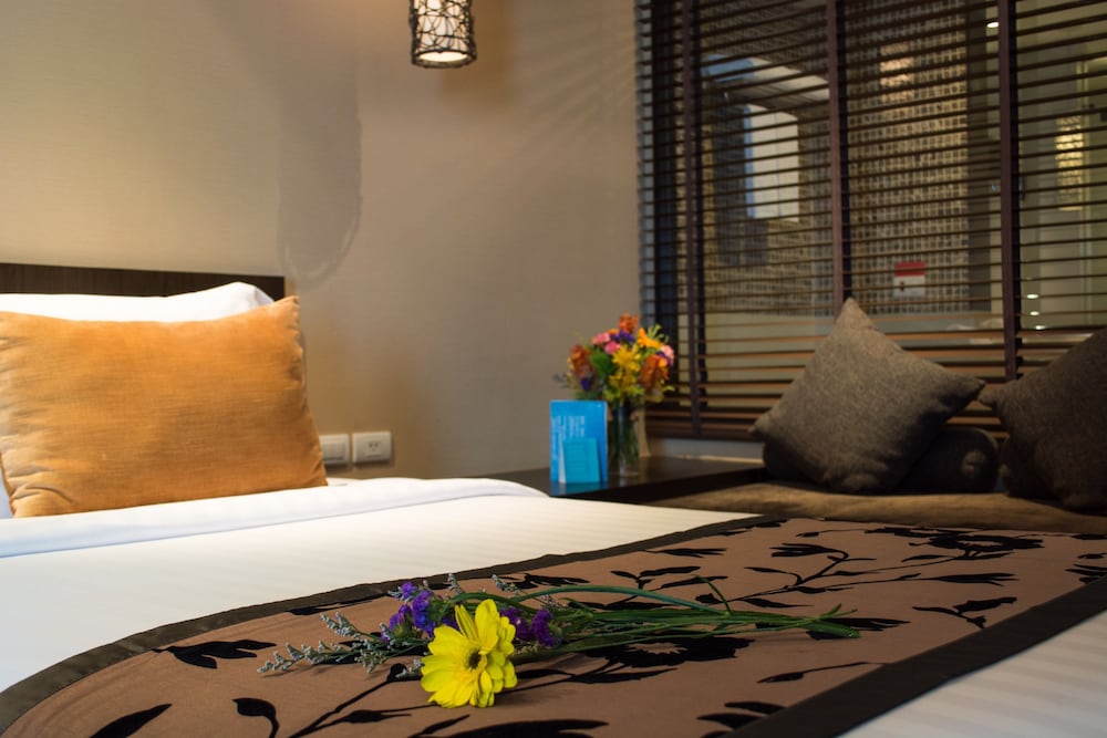 Deluxe Room Double Bed - Photo 3