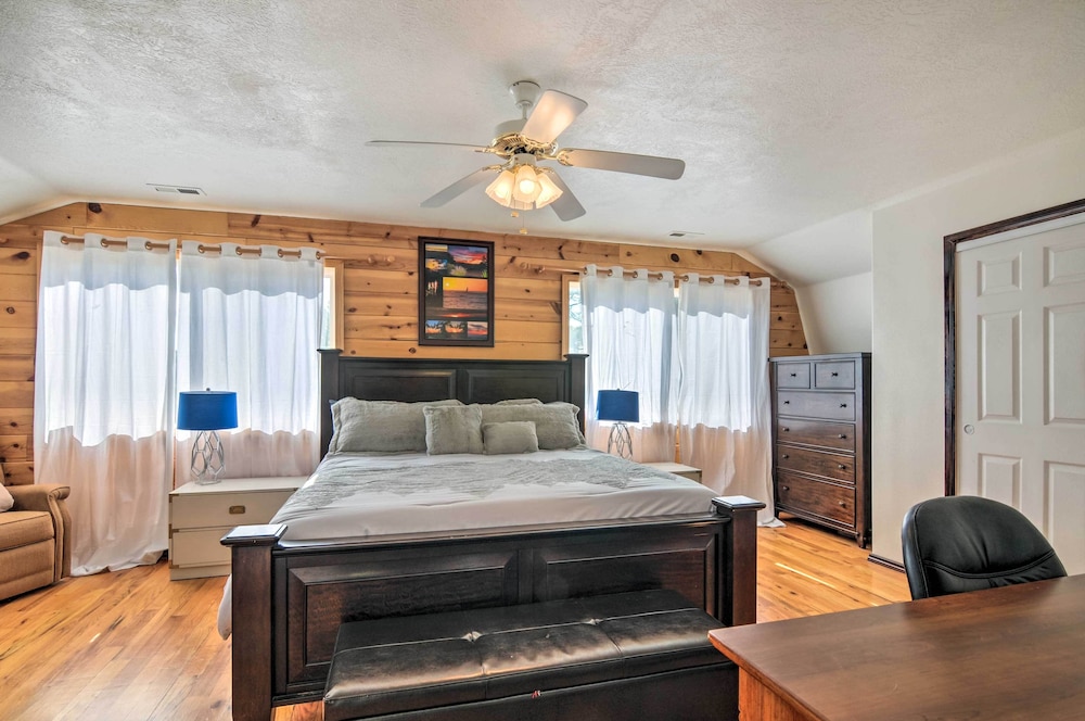 House (4 Bedrooms) photo 2