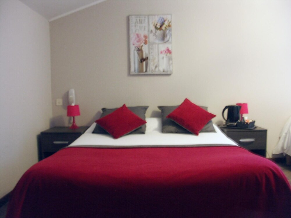 Standard Double Room photo 2