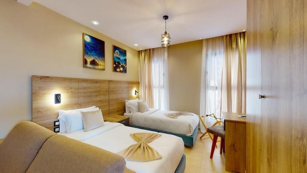 Comfort Apartment, Multiple Beds, Private Bathroom photo 3