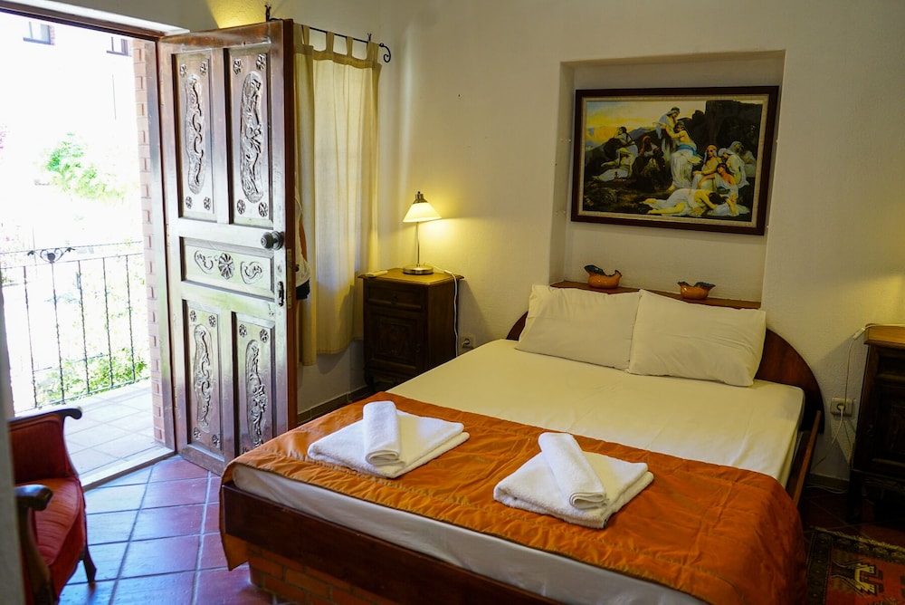 Standard Suite, Terrace