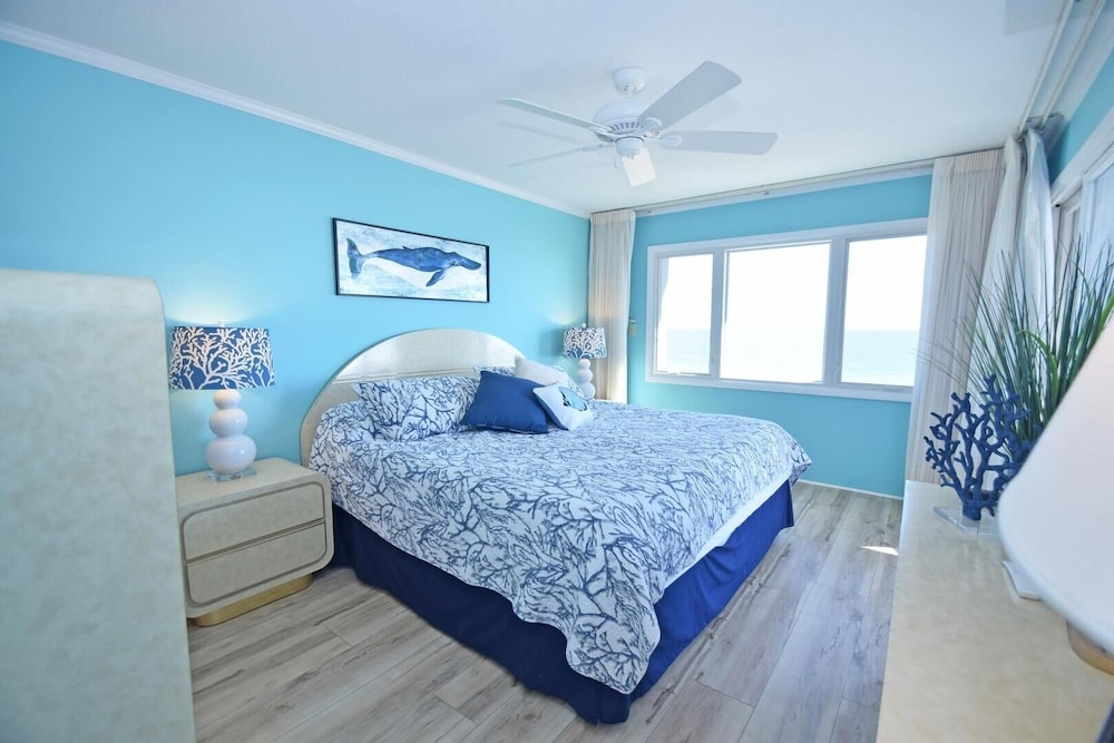Condo, 3 Bedrooms