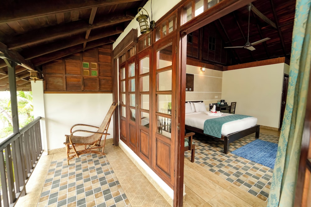 Deluxe Twin Room, 1 Double Bed photo 3