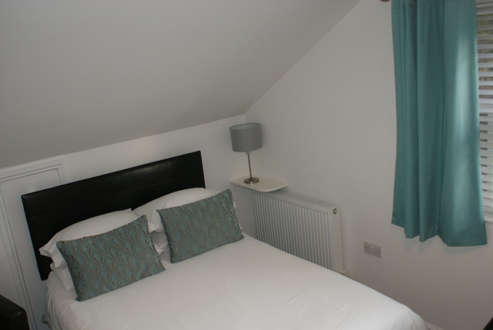 Double En Suite, First Floor photo 3