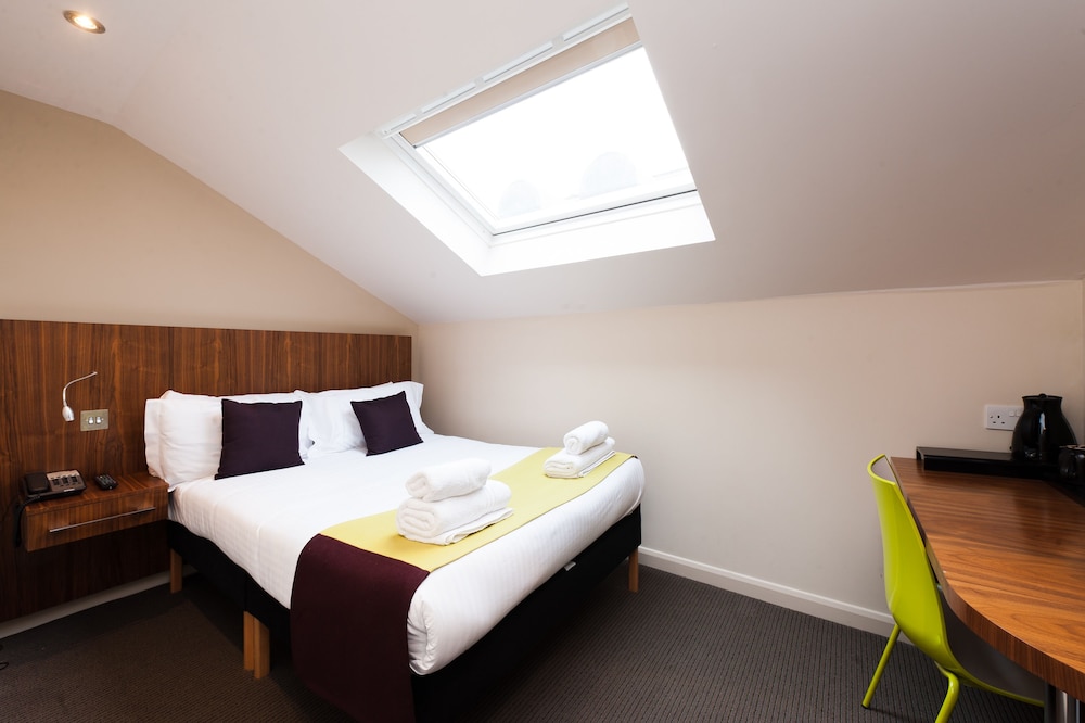 Small Double Room - Photo 2
