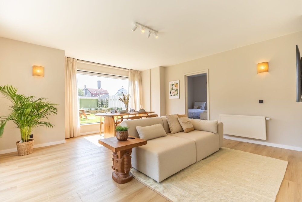 Renovated Apartment With Garden and Parking, Kuva 23