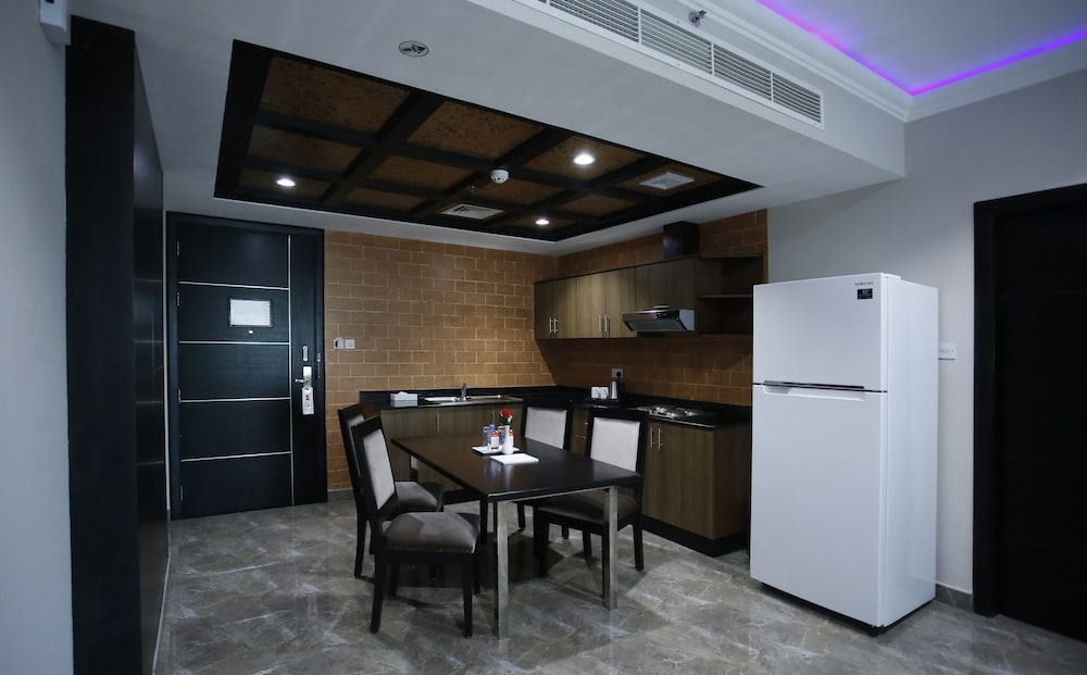 Deluxe Suite, 2 Bedrooms photo 3