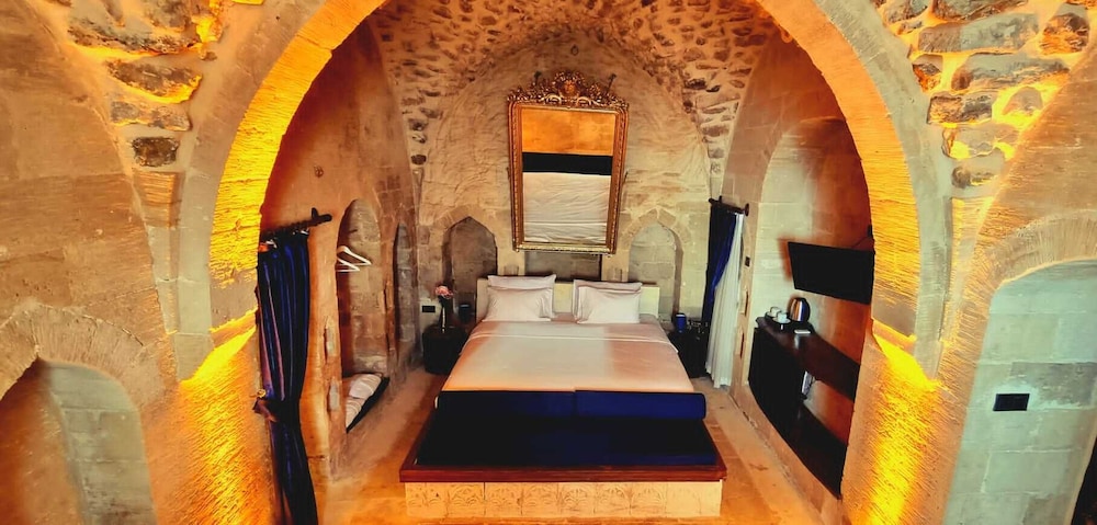 Deluxe Suite, 1 Bedroom, City View